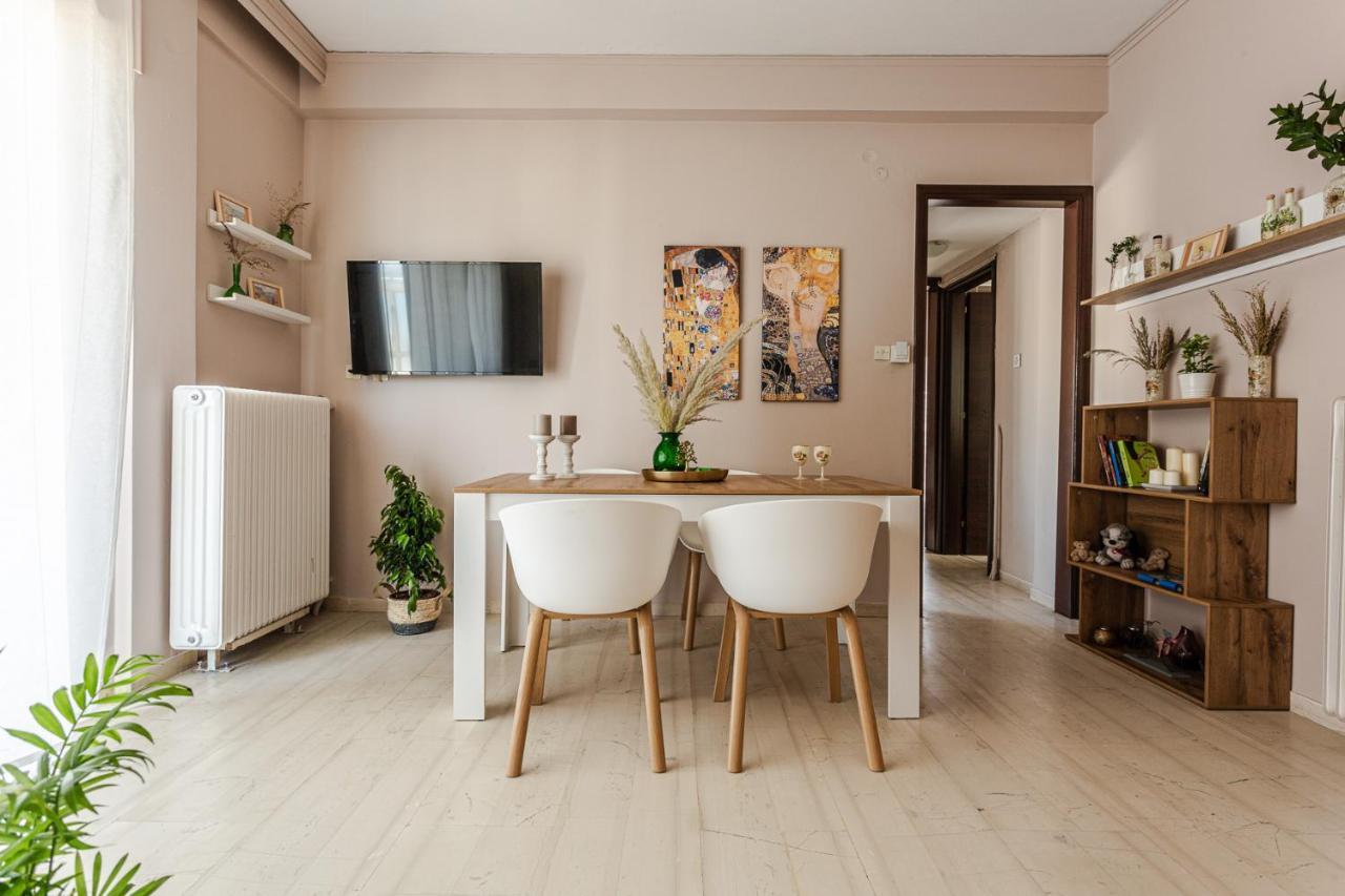 Cozy Seaside Penthouse With Sea & Mountain View. Appartement Volos Buitenkant foto
