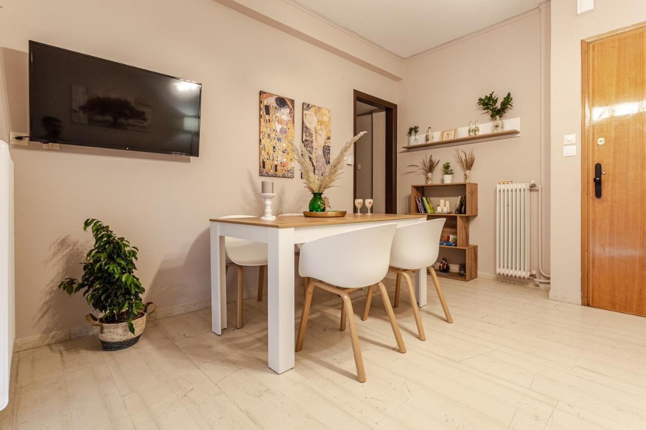 Cozy Seaside Penthouse With Sea & Mountain View. Appartement Volos Buitenkant foto